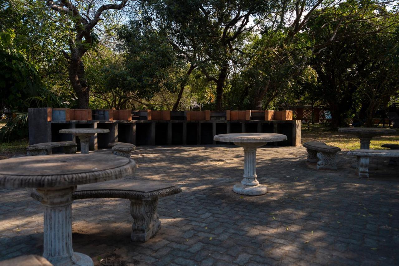 Gooderson Dumazulu Lodge Hluhluwe Eksteriør bilde