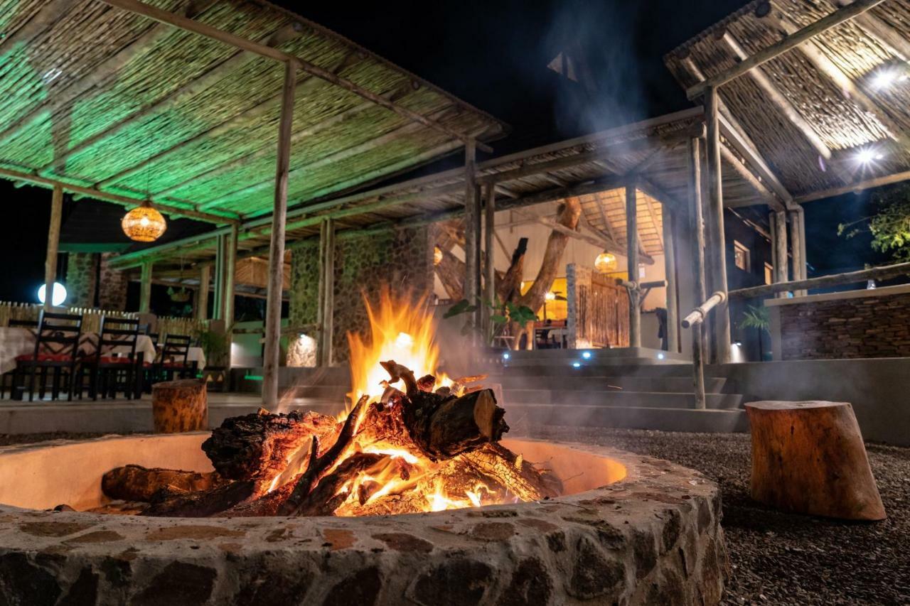 Gooderson Dumazulu Lodge Hluhluwe Eksteriør bilde